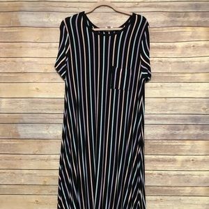 LulaRoe Medium Carly